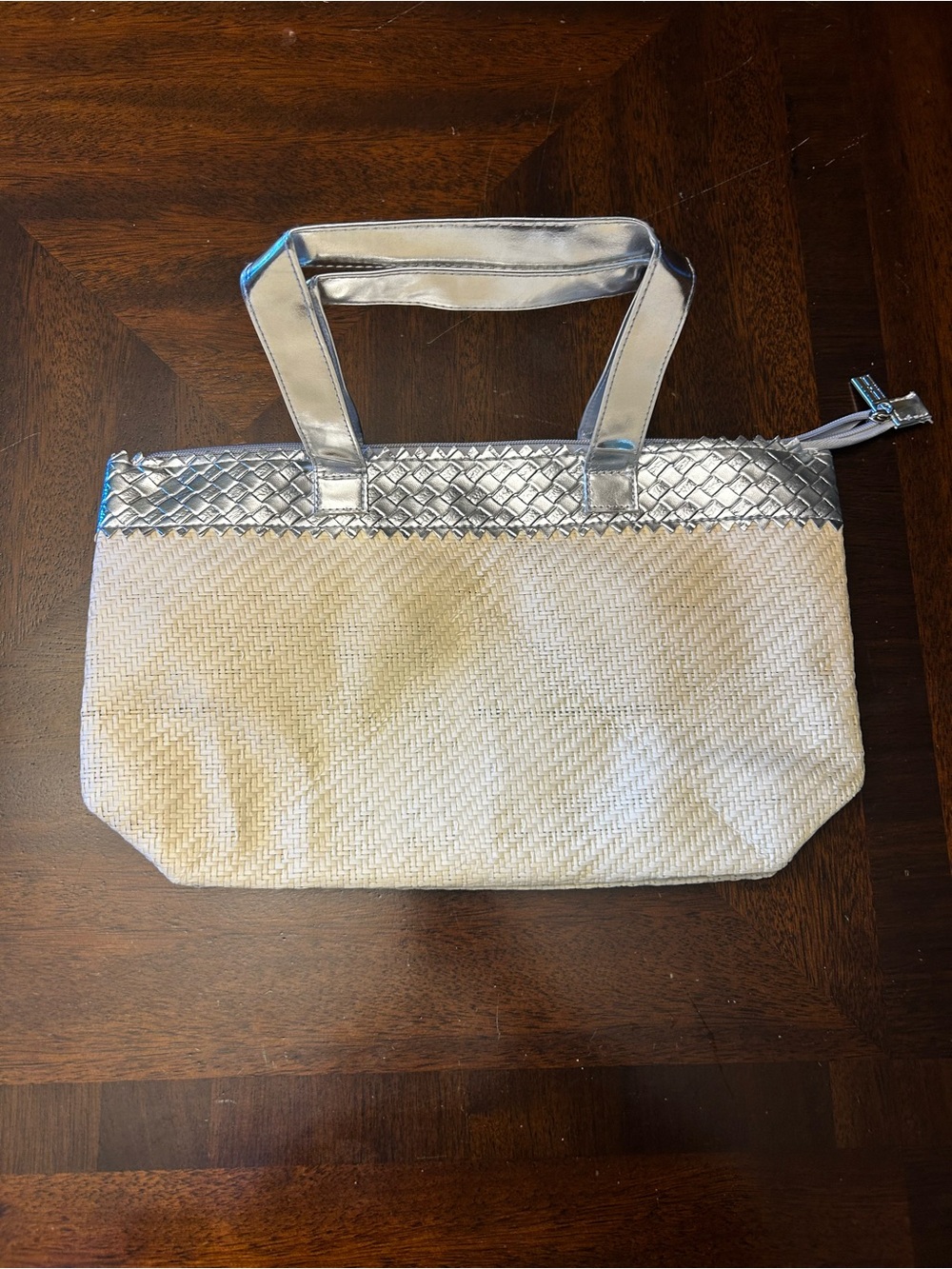 Elizabeth Arden Silver-Trim Cream Beachy Woven Tote Bag